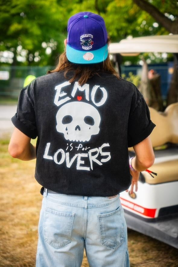 (charity fundraising) EMO IS FOR LOVERS Official       Teeee-Shirt